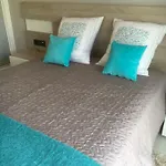 Апартаменты Oasis Beach X - 49 *