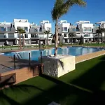 Апартаменты Oasis Beach X - 49 *